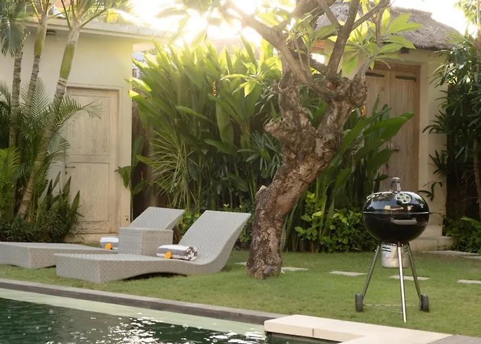 Hiburan Villa Seminyak (Bali)